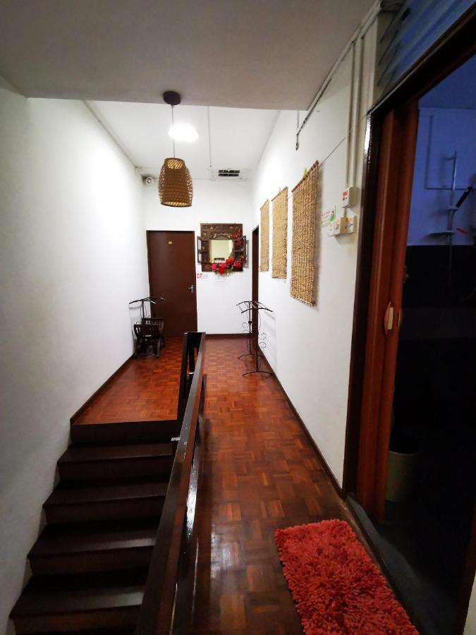Dou Houz Gurney Hotel George Town Exterior photo